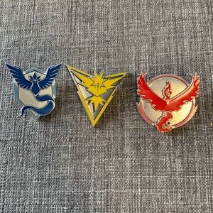 Pokémon Go Team Pins - Valour, Mystic and Instinct